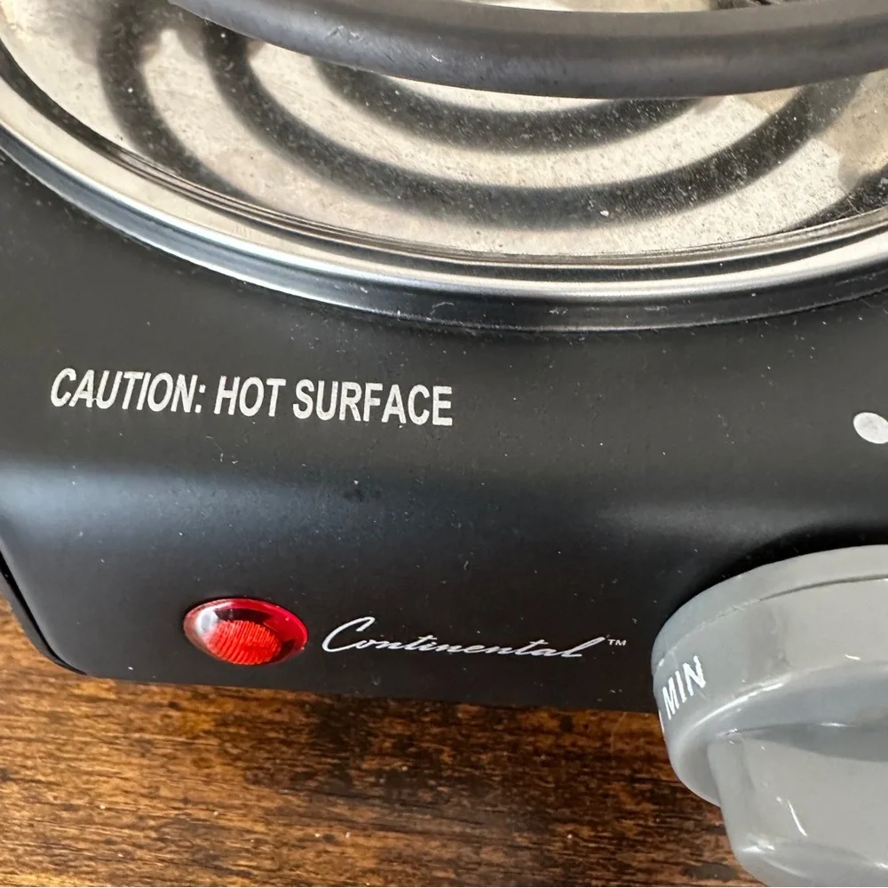 Continental Electric Single Burner Hot Plate 1100W - Model CE23309 - Black